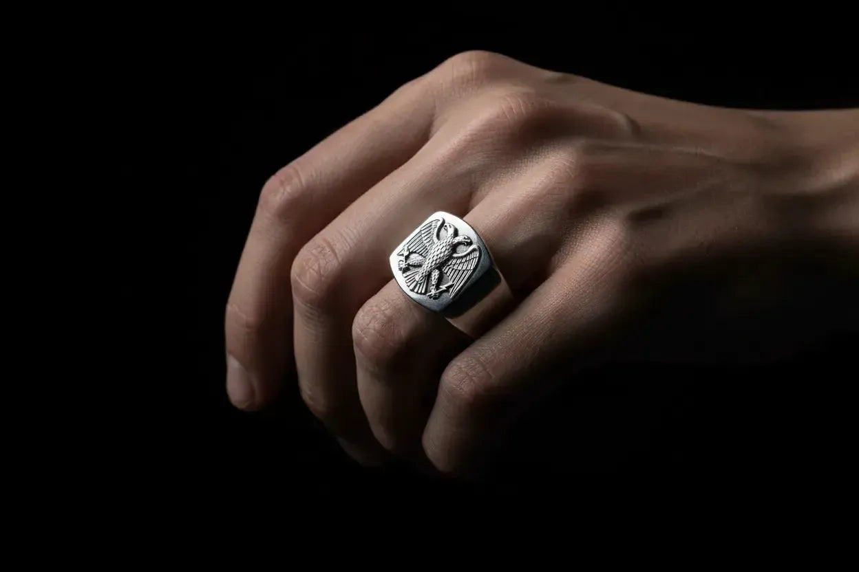 Style Empire Homme : Les Bijoux Argent 925 du Pouvoir Napoléonien-Vindicta : Bijoux Argent 925 Massif, Luxe et Héritage