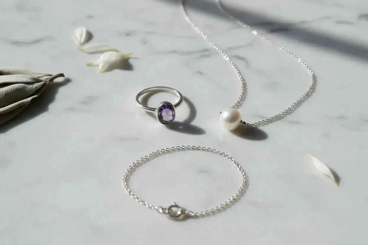 Pourquoi les Américaines Choisissent l'Argent Plutôt que l'Or — Une Tendance de Fond-Vindicta : Bijoux Argent 925 Massif, Luxe et Héritage