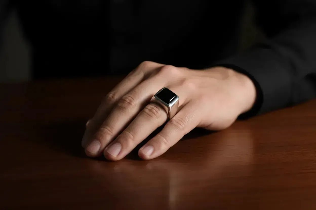 Les Bijoux en Cristaux pour Hommes Deviennent Grand Public aux États-Unis — Pourquoi ?-Vindicta : Bijoux Argent 925 Massif, Luxe et Héritage
