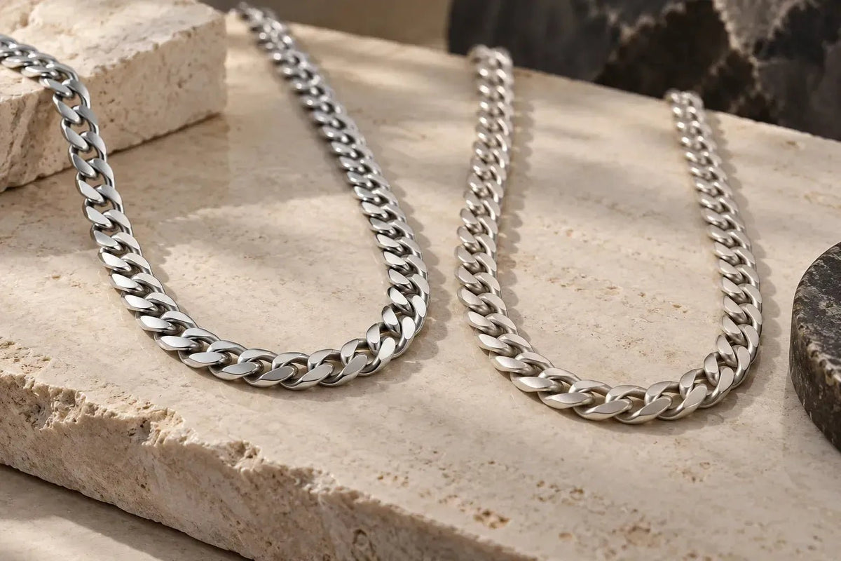 Chaîne Homme Rhodiée ou Non Rhodiée : Quelles Différences ? - Vindicta - Bijoux Argent 925 Luxe et Héritage