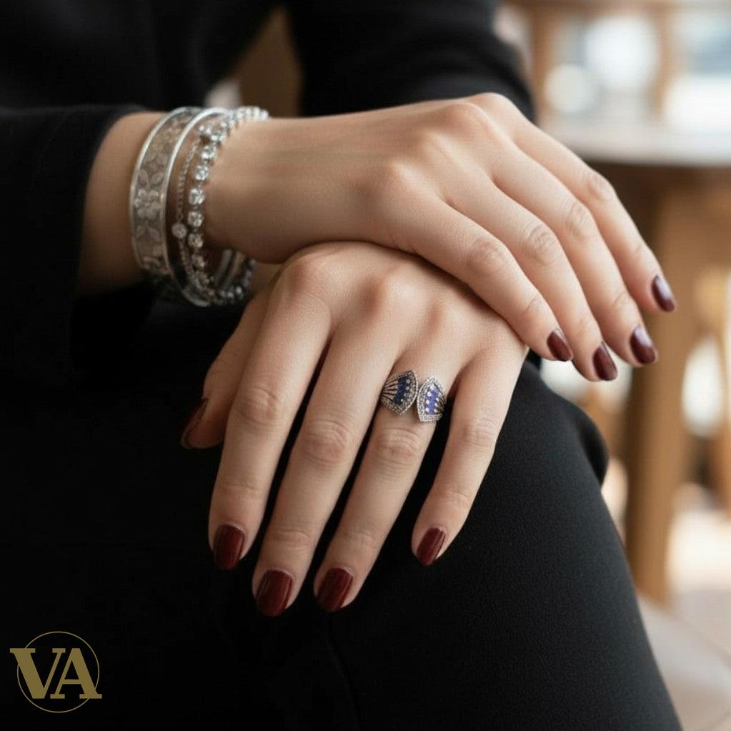 Bague Femme en Argent 925 – Design ouvert, pierres bleues & marcassite