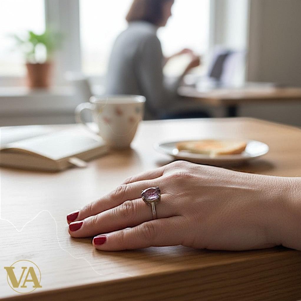 Bague femme en argent 925 avec pierre sultanite ovale – Élégance unique