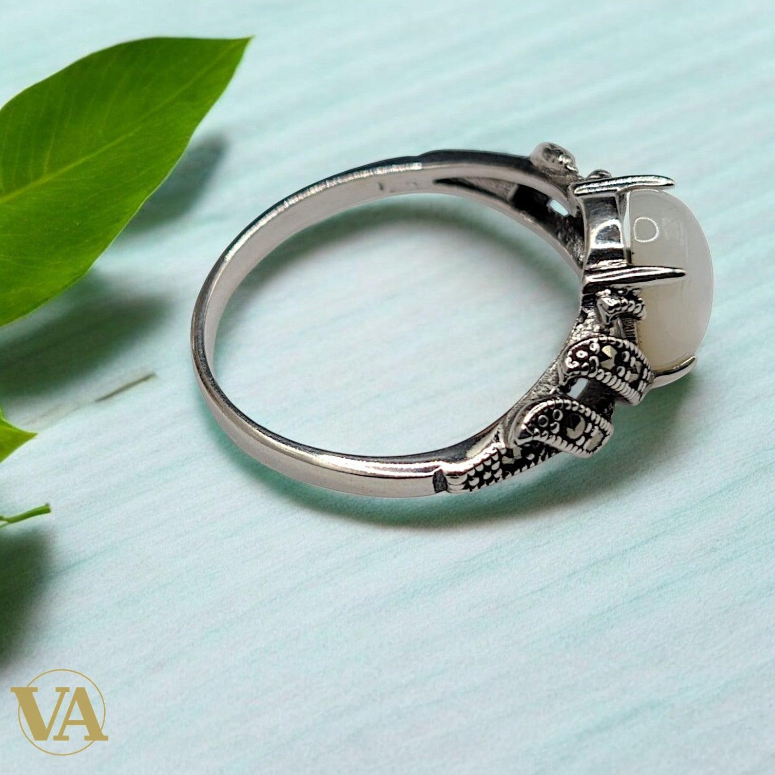 Bague femme Pierre de Lune & Marcassite | Bijoux Vindicta