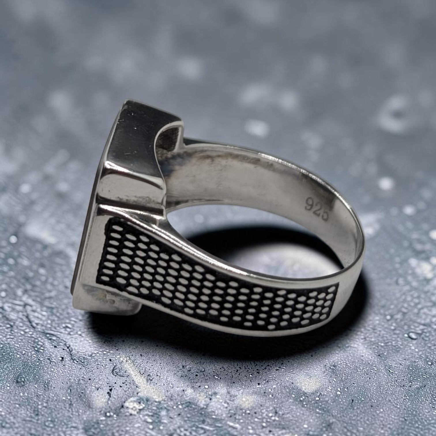 Chevalière Homme Argent 925 Nacre Gris Anthracite Cabochon Carré Ajouré