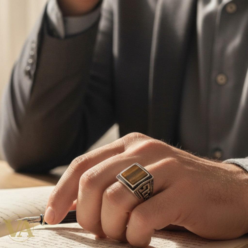 Bague Homme en Argent 925 & Œil de Tigre – Design Carré Imposant