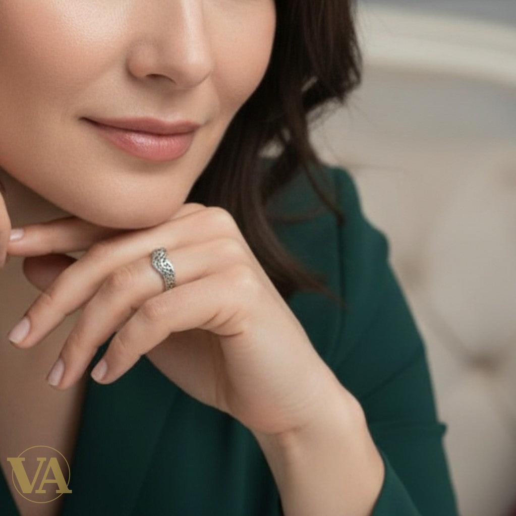 Bague Femme Argent 925 Ajourée – Anneau Ethnique Finition Oxydée – Bijou Fin & Symbolique
