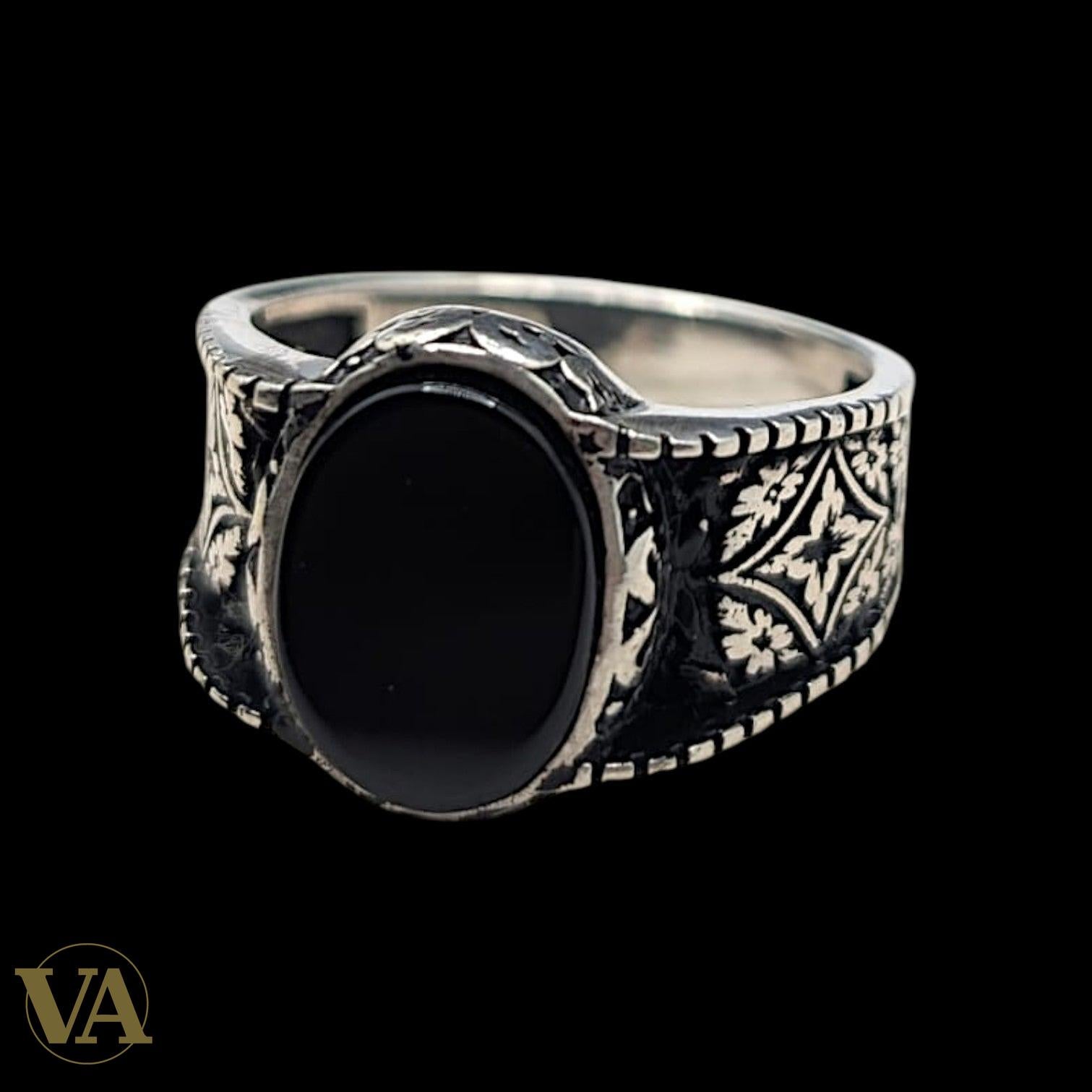 Chevalière Homme Argent 925 Onyx Noir Motifs Floraux Gravés-Vindicta : Bijoux Argent 925 Massif, Luxe et Héritage