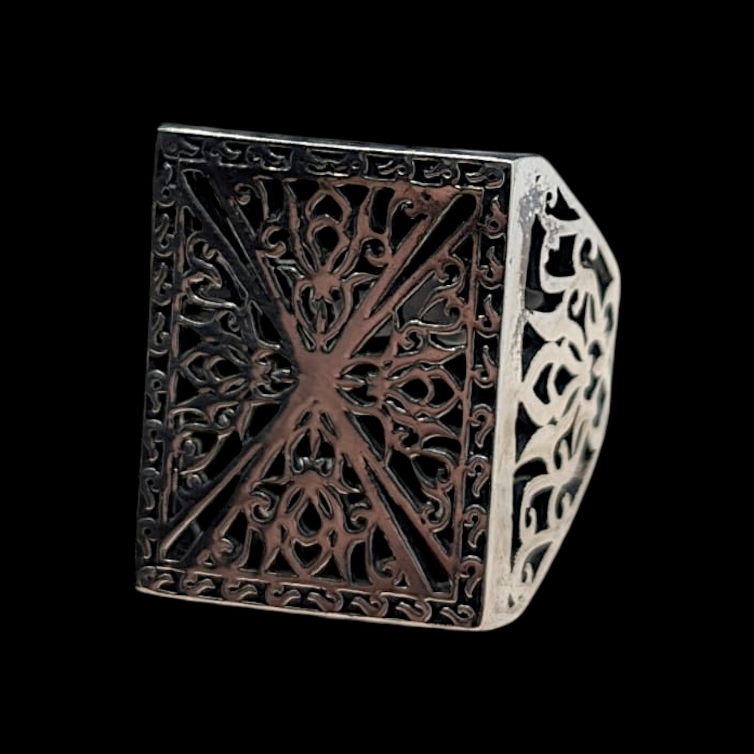 Chevalière Homme Argent 925 Plateau Carré Ajouré Croix Géométrique Entrelacs-Vindicta : Bijoux Argent 925 Massif, Luxe et Héritage