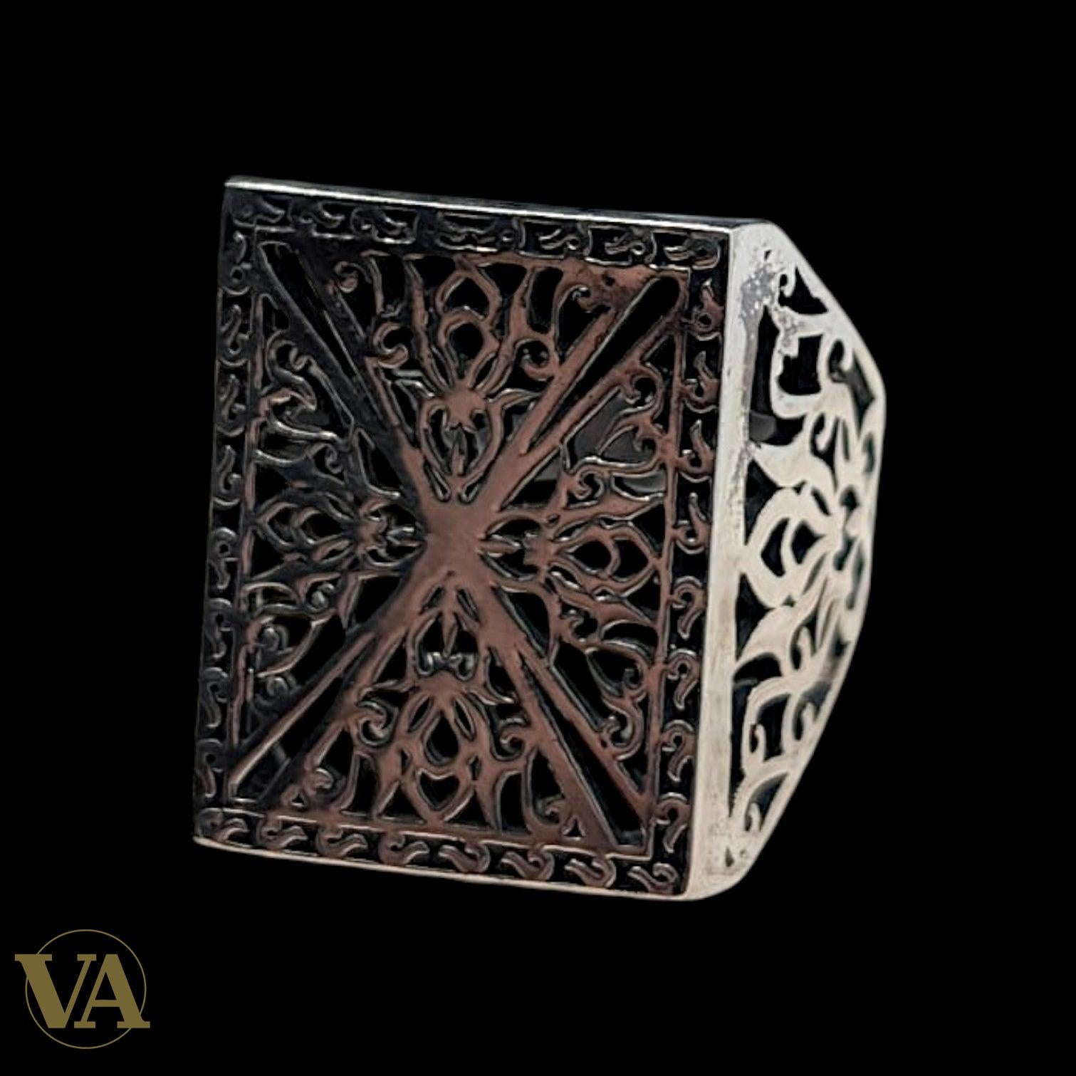 Chevalière Homme Argent 925 Plateau Carré Ajouré Croix Géométrique Entrelacs-Vindicta : Bijoux Argent 925 Massif, Luxe et Héritage