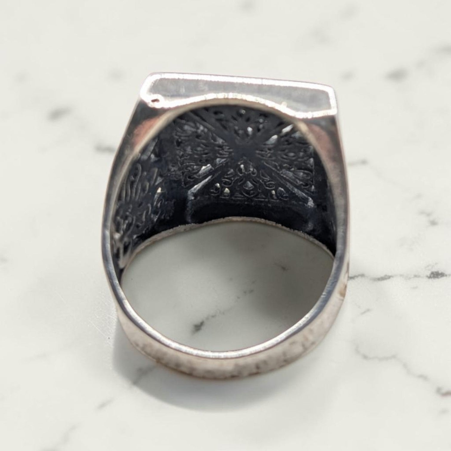 Chevalière Homme Argent 925 Plateau Carré Ajouré Croix Géométrique Entrelacs-Vindicta : Bijoux Argent 925 Massif, Luxe et Héritage