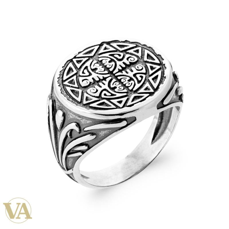 Chevalière Homme Argent 925 – Volutes et Bordure de Triangles – vue de détail
