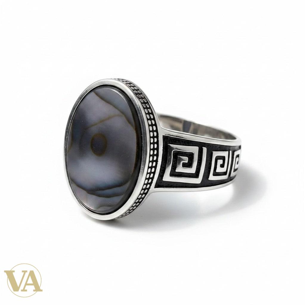 Chevalière Homme Argent 925 Nacre Gris Anthracite Cabochon Ovale Motif Grec-Vindicta : Bijoux Argent 925 Massif, Luxe et Héritage