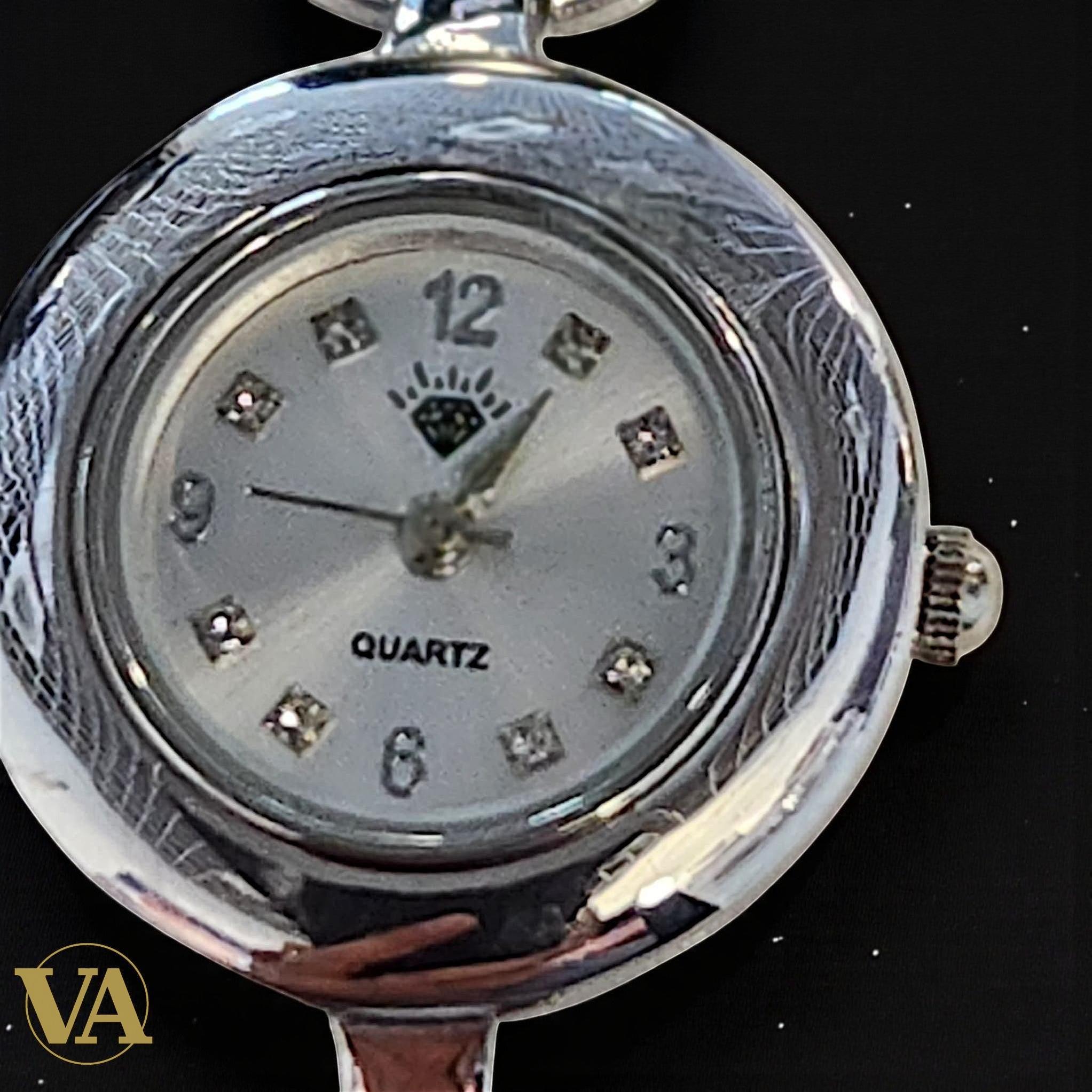 Montre Femme Argent 925 – Bracelet Cœurs & Cadran Rond Quartz | Bijoux Vindicta