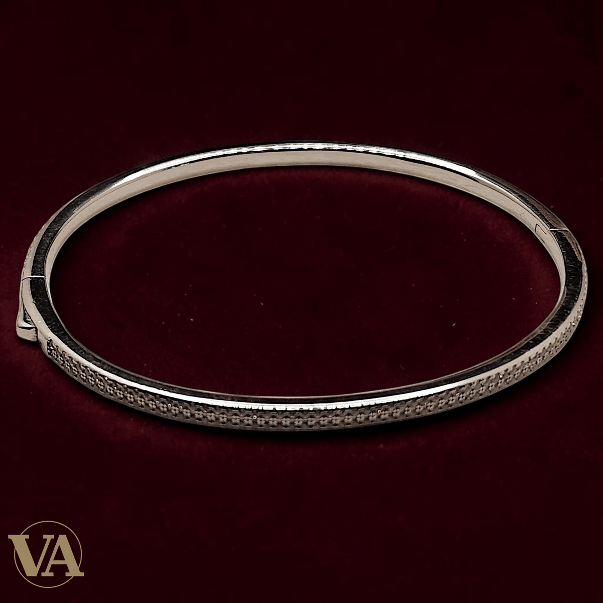 Bracelet Jonc Femme Argent 925 – Élégance Minimaliste Gravée - Argent 925 - Vindicta