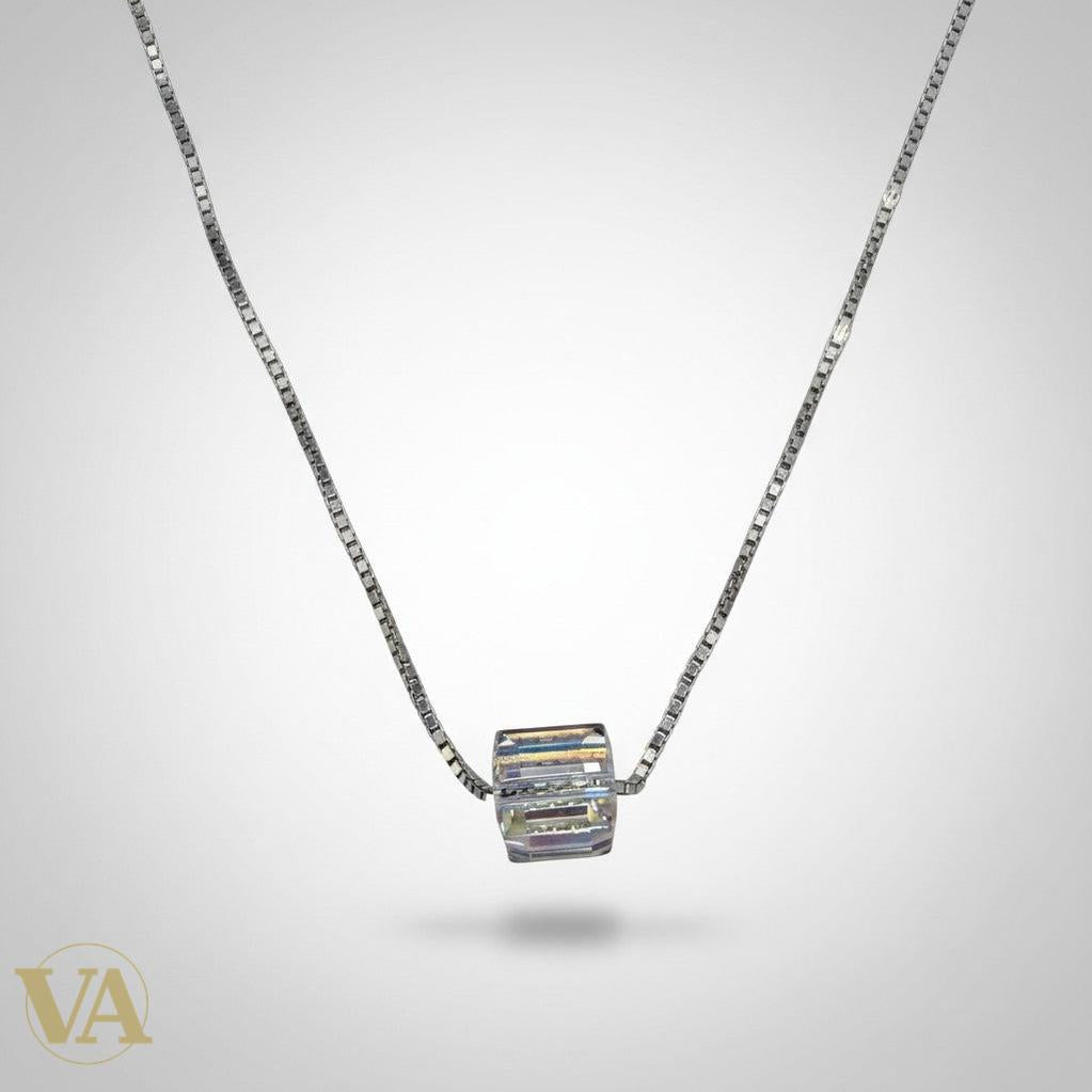 Collier Femme Argent 925 Pendentif Cube Cristal Irisé – Chaîne Vénitienne-Vindicta : Bijoux Argent 925 Massif, Luxe et Héritage