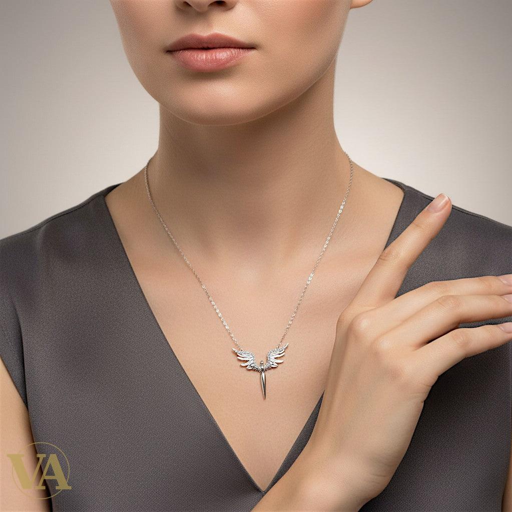Collier Femme Argent 925 Ange Ailes Déployées Zircons – Pendentif Larme-Vindicta : Bijoux Argent 925 Massif, Luxe et Héritage
