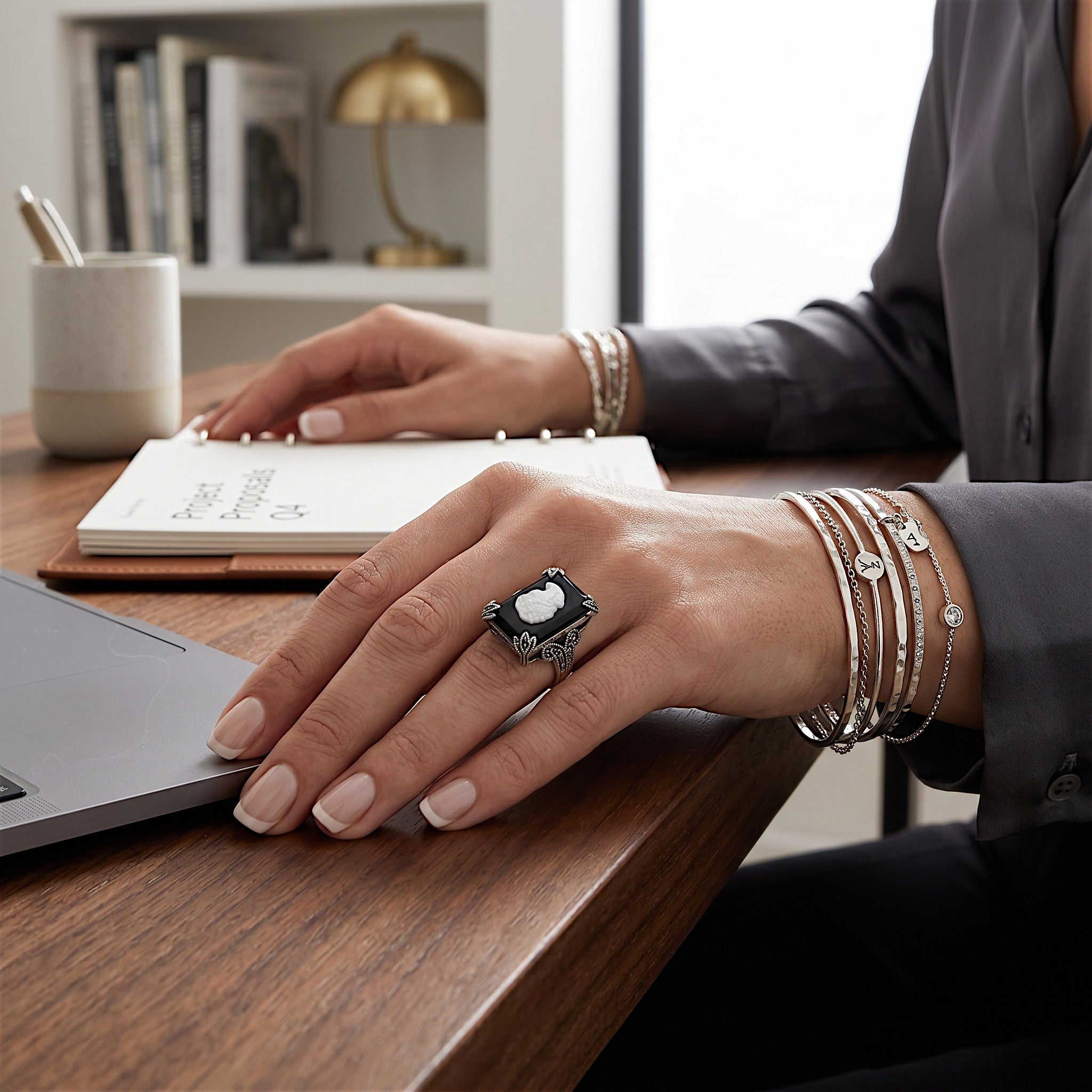 Bague Femme Argent 925 Camée Nacre Onyx Noir Marcassite Art Déco-Vindicta : Bijoux Argent 925 Massif, Luxe et Héritage