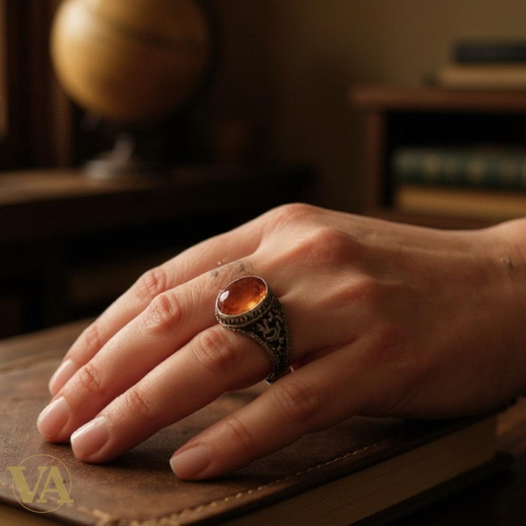 Bague Homme Argent 925 – Sultanite facettée changeante & monture ciselée