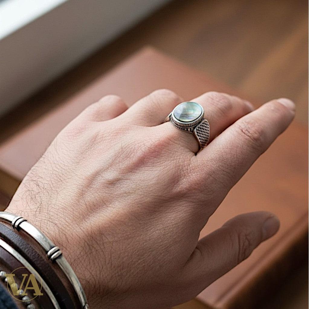 Chevalière Homme Argent 925 & Nacre Noire – Cabochon Ovale Treillis Ciselé