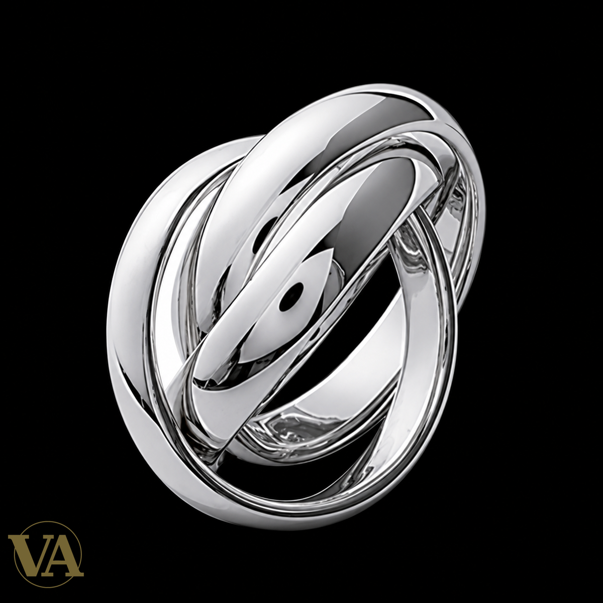 Bague Femme Argent 925 – Entrelacs Sculptural Poli — vue sur fond noir