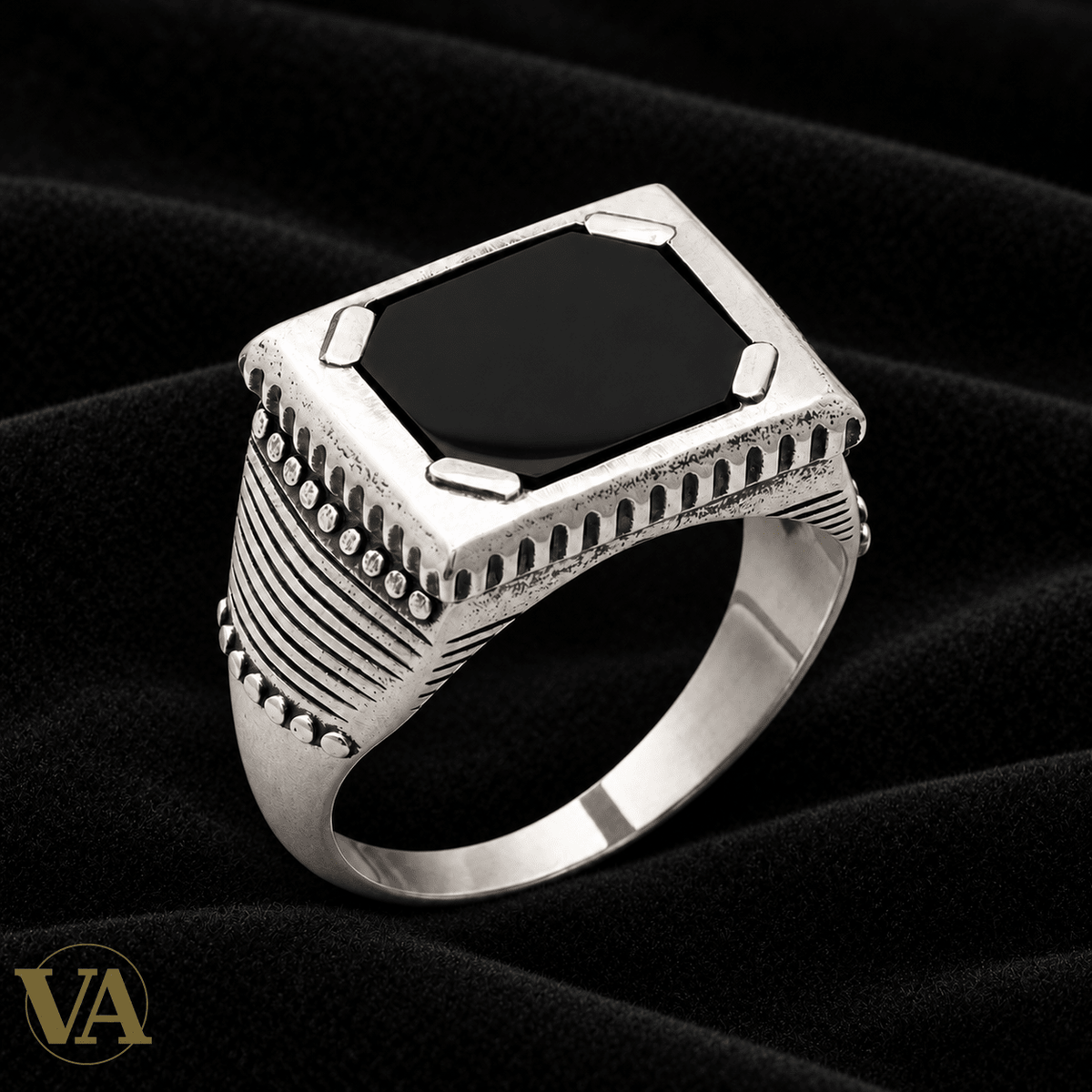 Chevalière Homme Argent 925 – Agate Noire Rectangulaire et Flancs Striés - Argent 925 - Vindicta