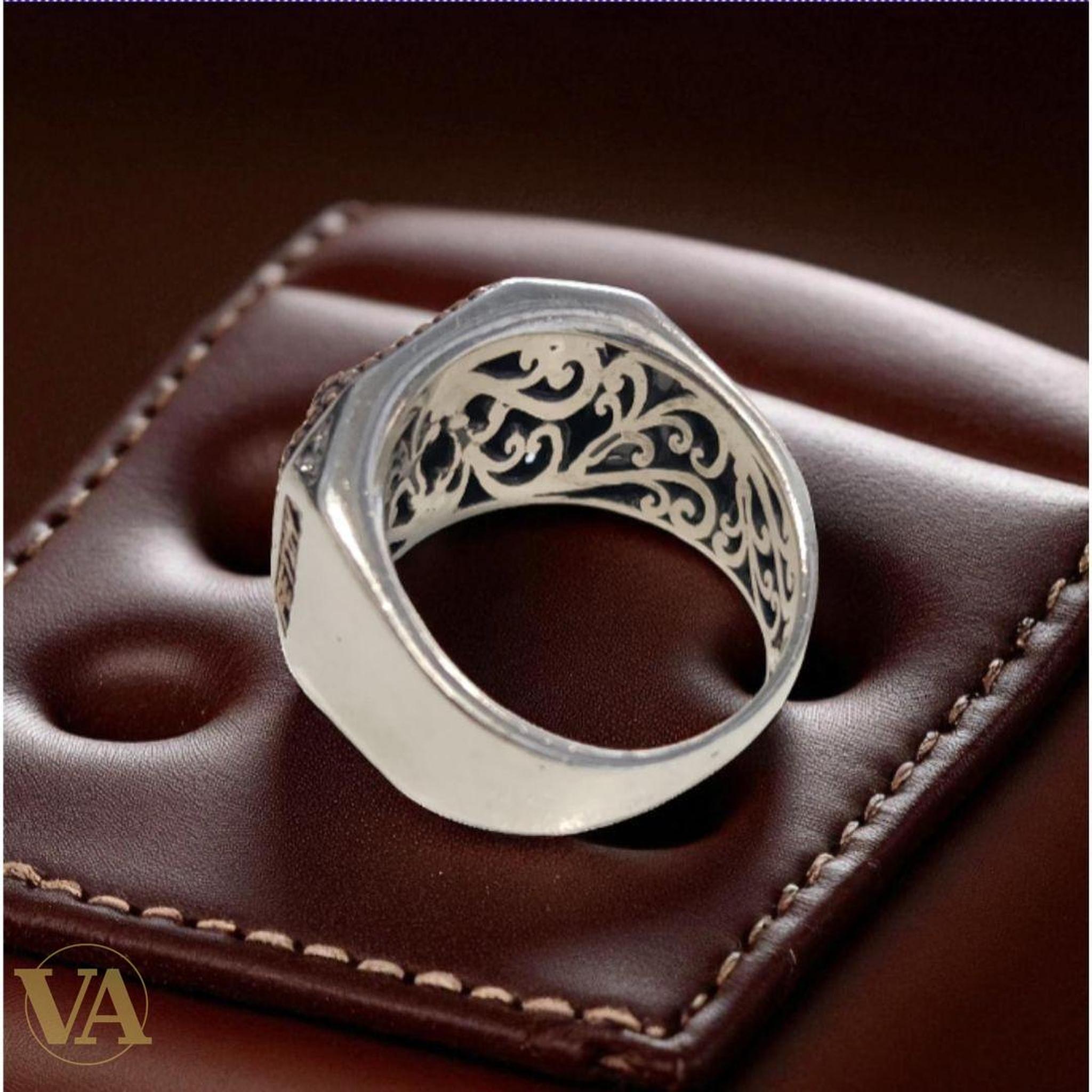Bague Homme Argent 925 gravée – Scène chevaleresque - Argent 925 - Vindicta