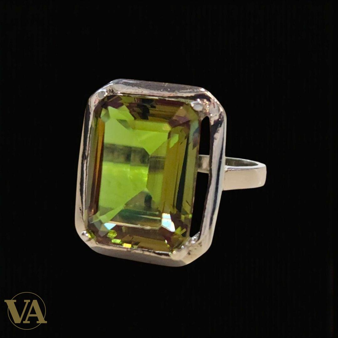 Bague femme argent 925 – Sultanite taille émeraude