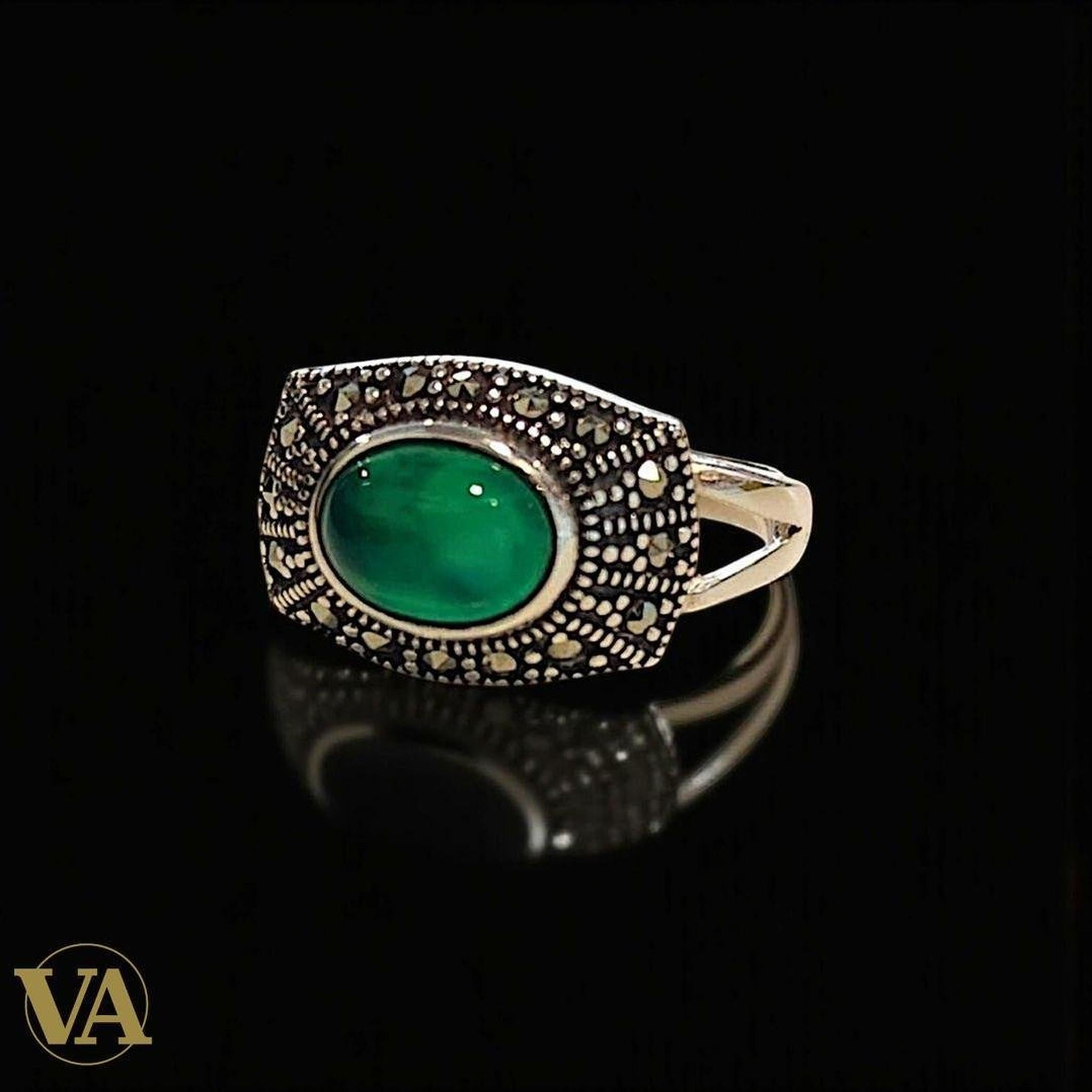 Bague femme argent 925 et marcassites – Agate verte cabochon | Bijoux Vindicta