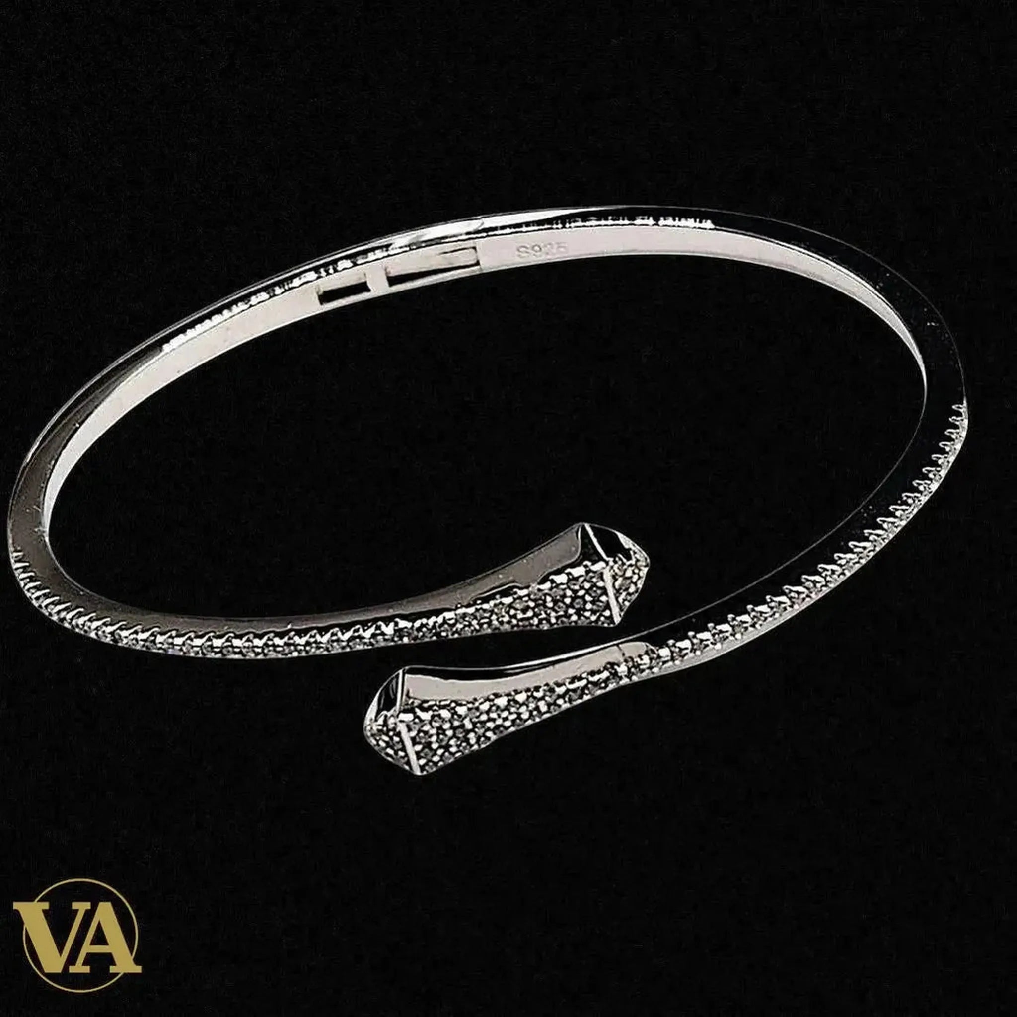 Bracelet Femme Jonc Ouvert Pavé Zircons – Argent 925 | Bijoux Vindicta