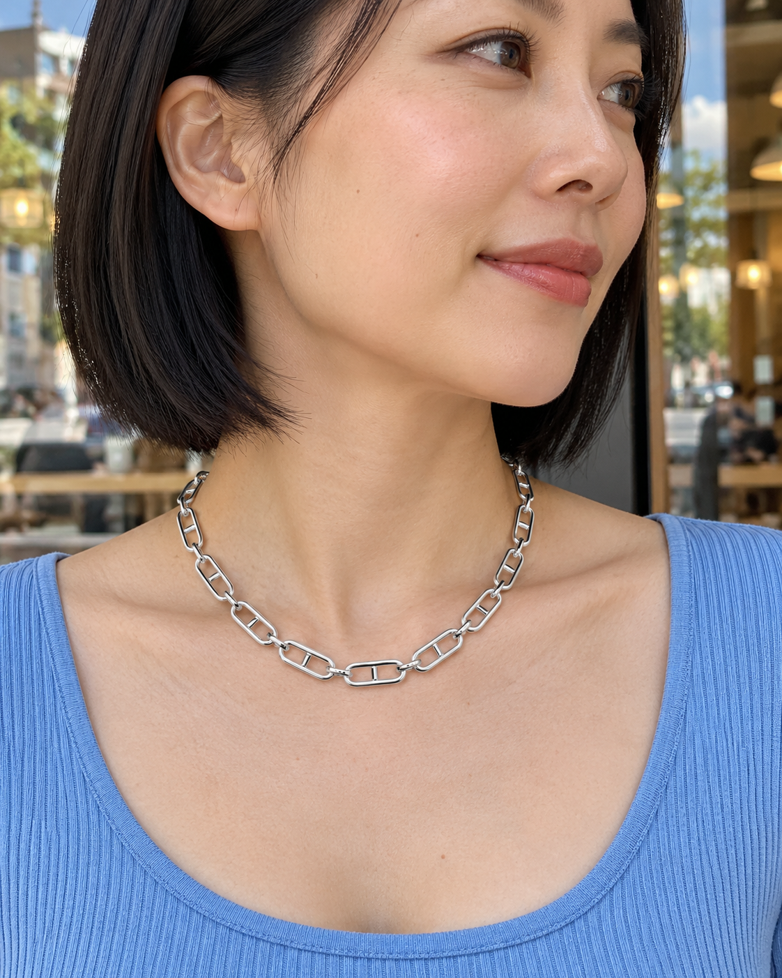 Collier argent 925 721932, porté dans une scène naturelle 1