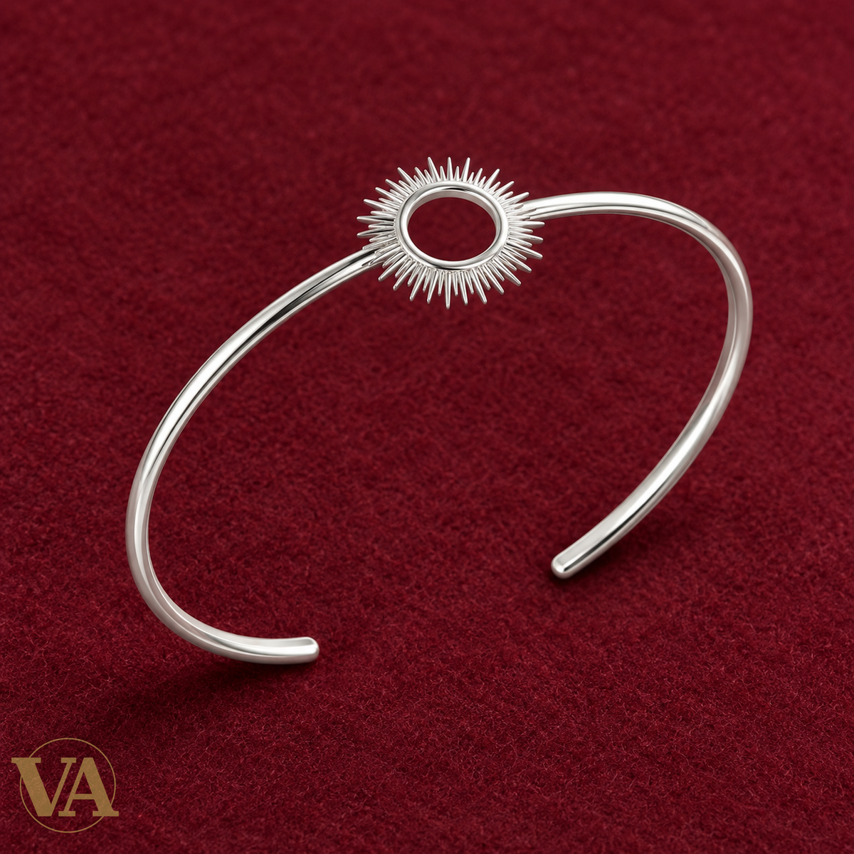 Bracelet jonc au soleil ajouré en argent 925 rhodié sur feutre bordeaux
