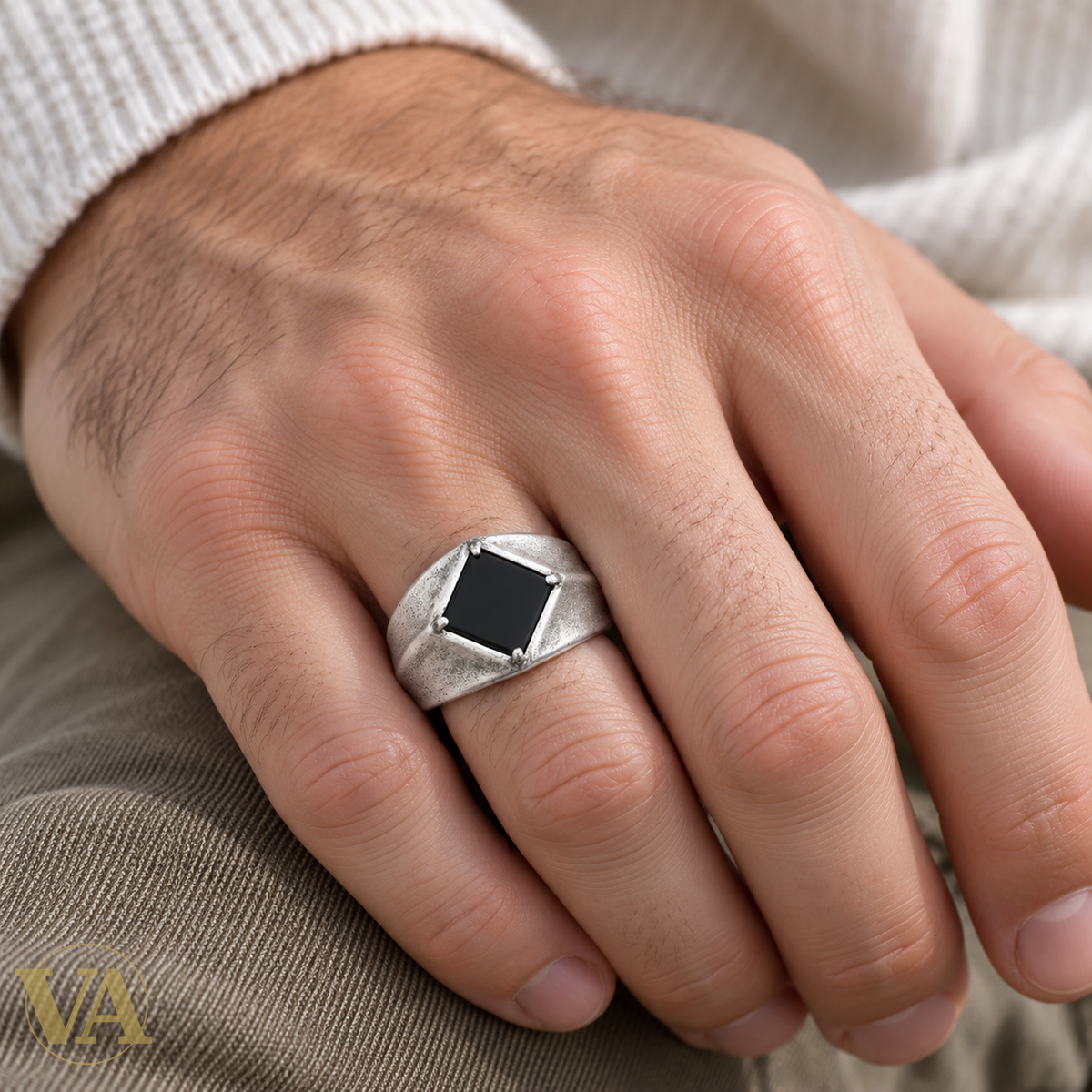 Bague argent 925 1942907 — gros plan de la bague portée