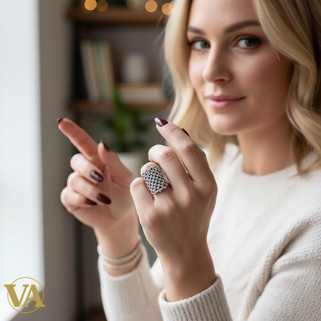 Bague ajourée pavée de zirconiums en argent 925 par Vindicta : Bijoux Argent 925 Massif, Luxe et Héritage