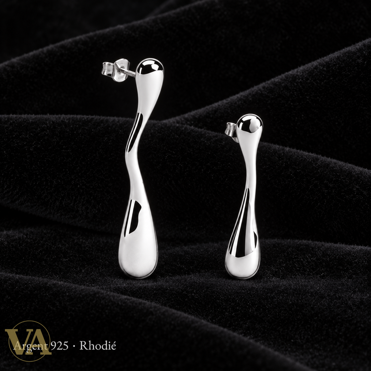 Gouttes torsadées asymétriques en argent 925 rhodié — vue de la paire asymétrique