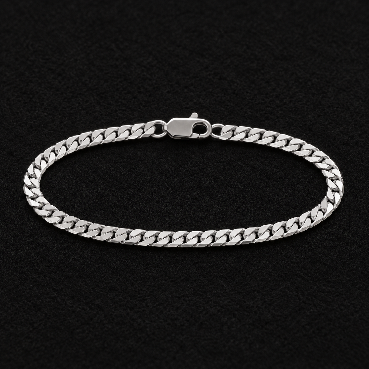 Bracelet homme Gourmette diamantée en argent 925 — 21 cm — sur feutre noir