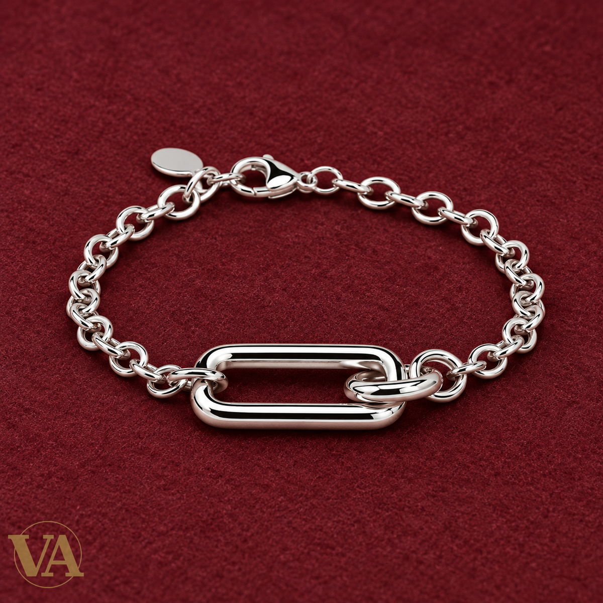 Bracelet Keaton à maillon rectangulaire en argent 925 rhodié sur feutre bordeaux