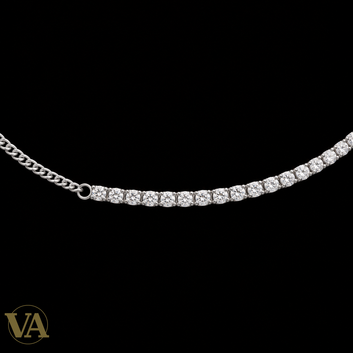 Collier femme argent 925 rhodié à ligne de zirconiums — 40 cm — gros plan du détail
