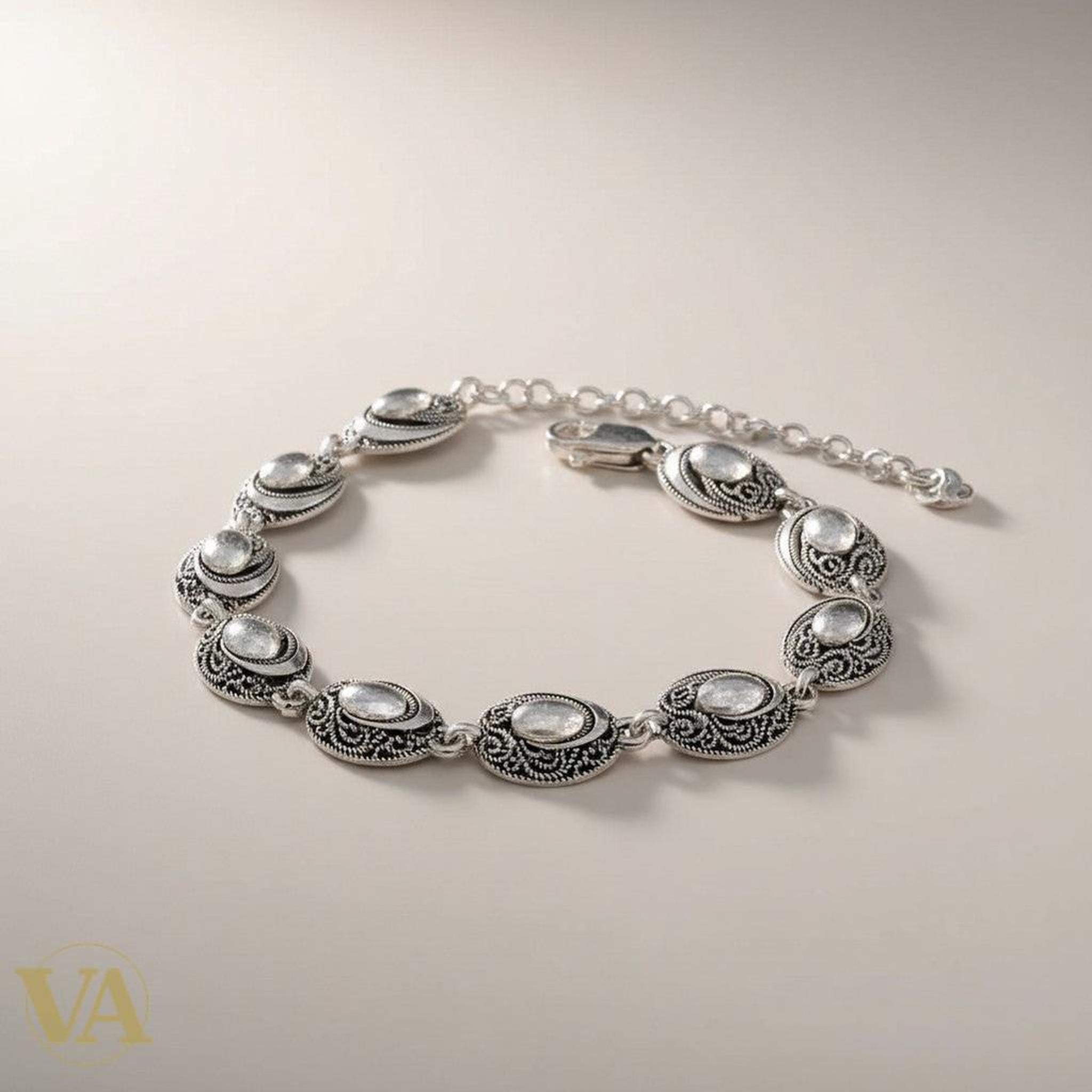 Bracelet Femme Argent 925 Massif – Médaillons Ovales Cisélés Style Oriental | Bijoux Vindicta