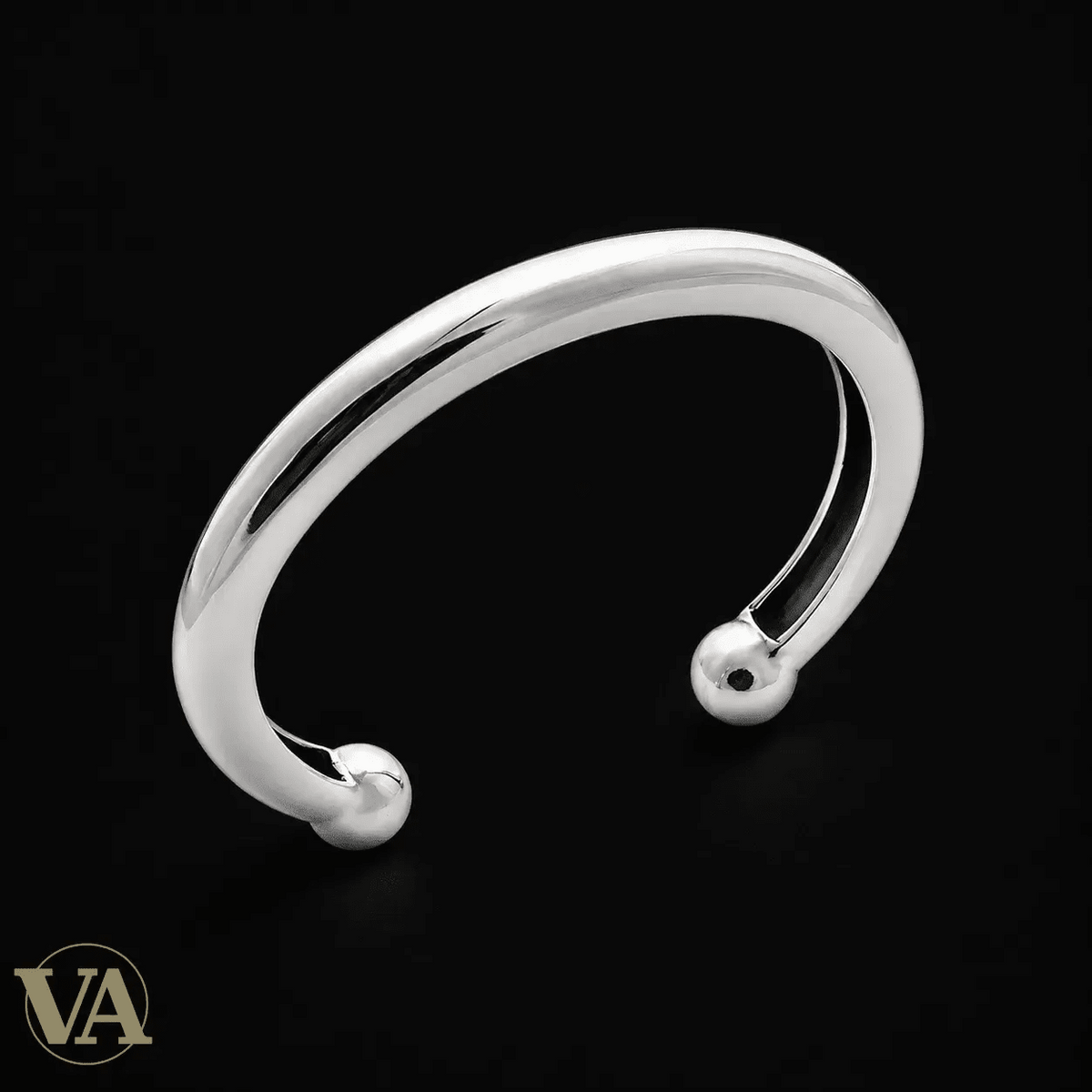 Jonc homme en argent 925 : choisir la taille et le style - Vindicta - Bijoux Argent 925 Luxe et Héritage