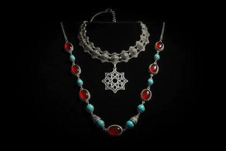 Colliers Andalous Argent 925 : Du Pendentif au Ras-de-Cou