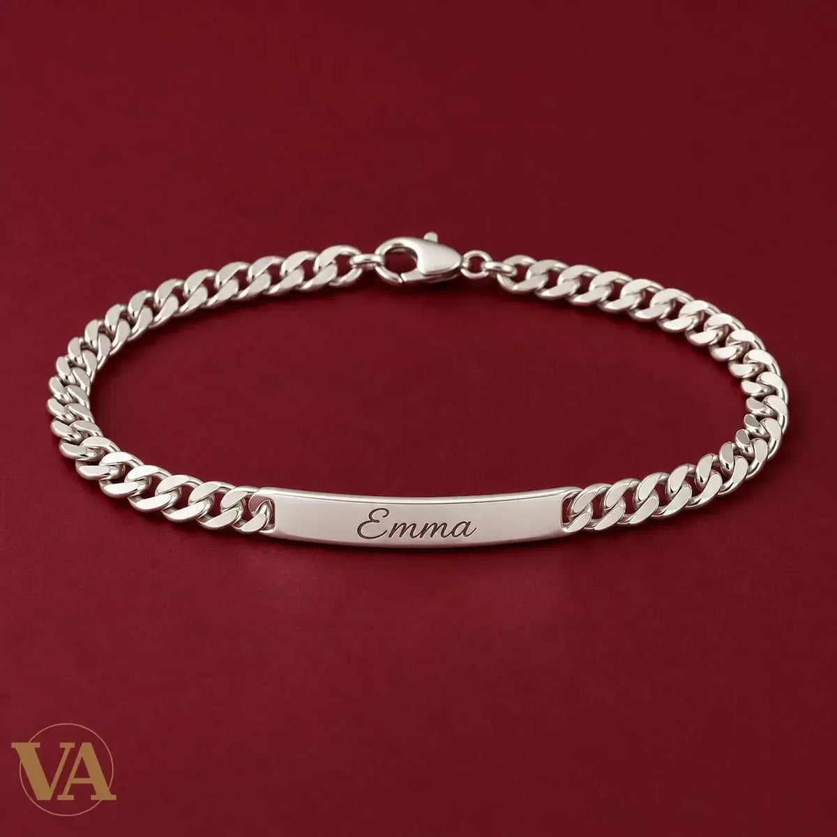 Offrir une gourmette personnalisée à un homme : le guide cadeau - Vindicta - Bijoux Argent 925 Luxe et Héritage