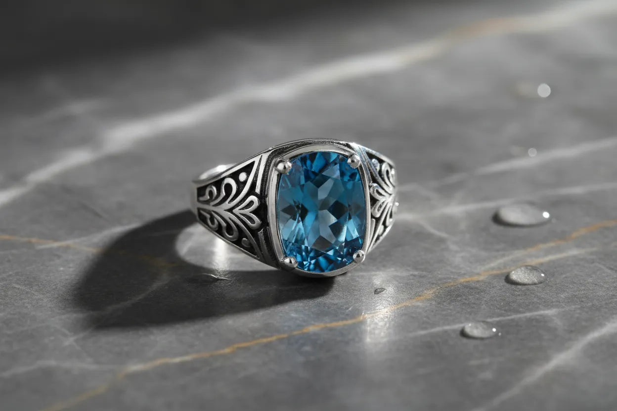 Topaze Bleue : La Pierre de la Clarté et de la Sérénité