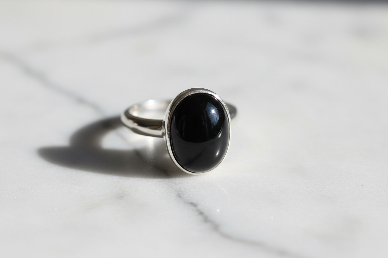 Comment Choisir une Bague en Onyx ? Guide d'Achat Complet 2026