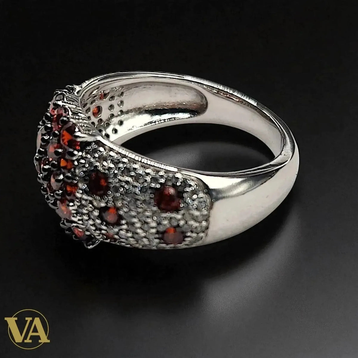 Black Friday et Cyber Monday : Bien Acheter ses Bijoux en Argent 925 sans se Faire Avoir - Vindicta : Bijoux Argent 925 Massif, Luxe et Héritage