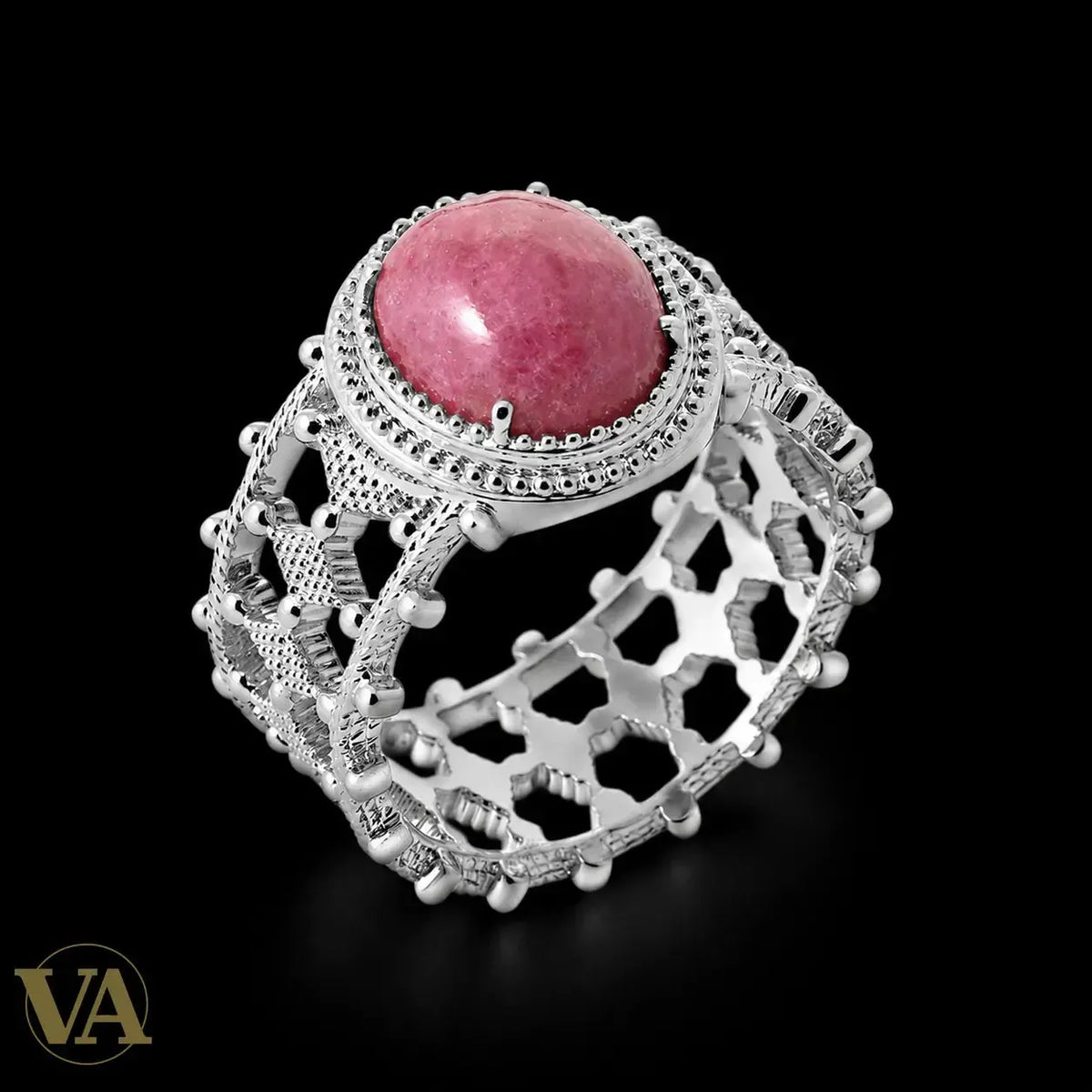 Rhodonite en argent 925 : choisir sa bague et préserver sa pierre - Vindicta - Bijoux Argent 925 Luxe et Héritage