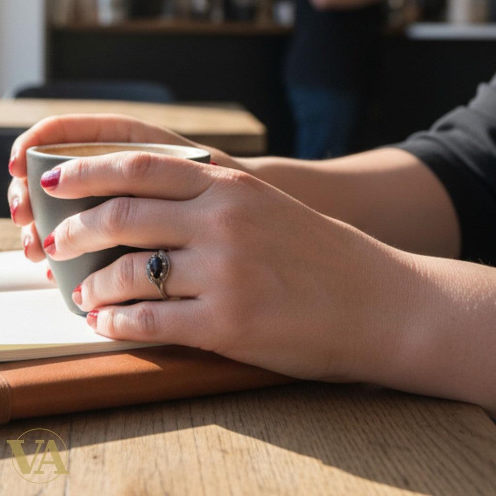 Bague femme en argent 925 sertie d’onyx noir et de marcassites