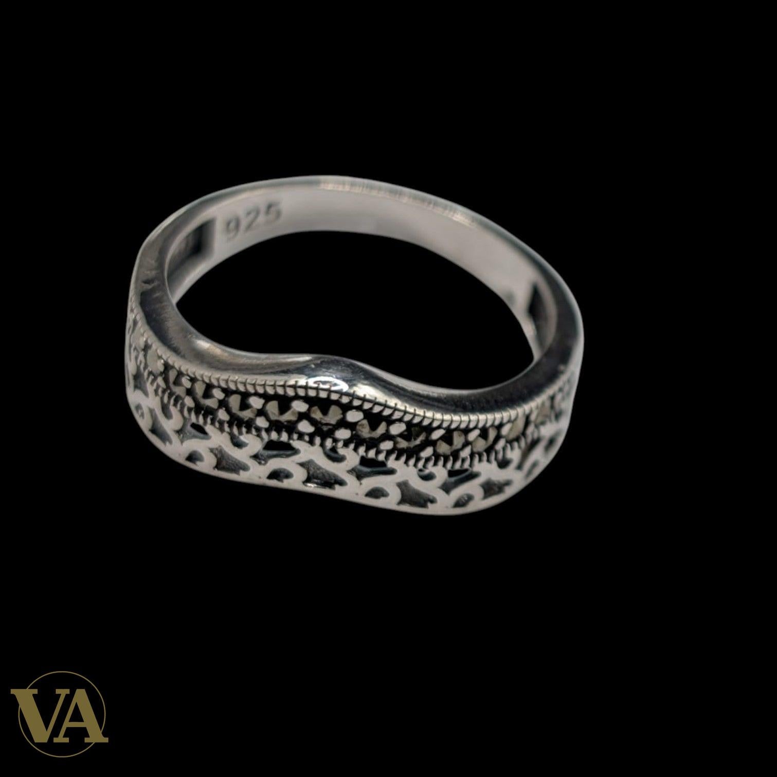 Bague Femme Argent 925 Ajourée – Anneau Ethnique Finition Oxydée – Bijou Fin & Symbolique