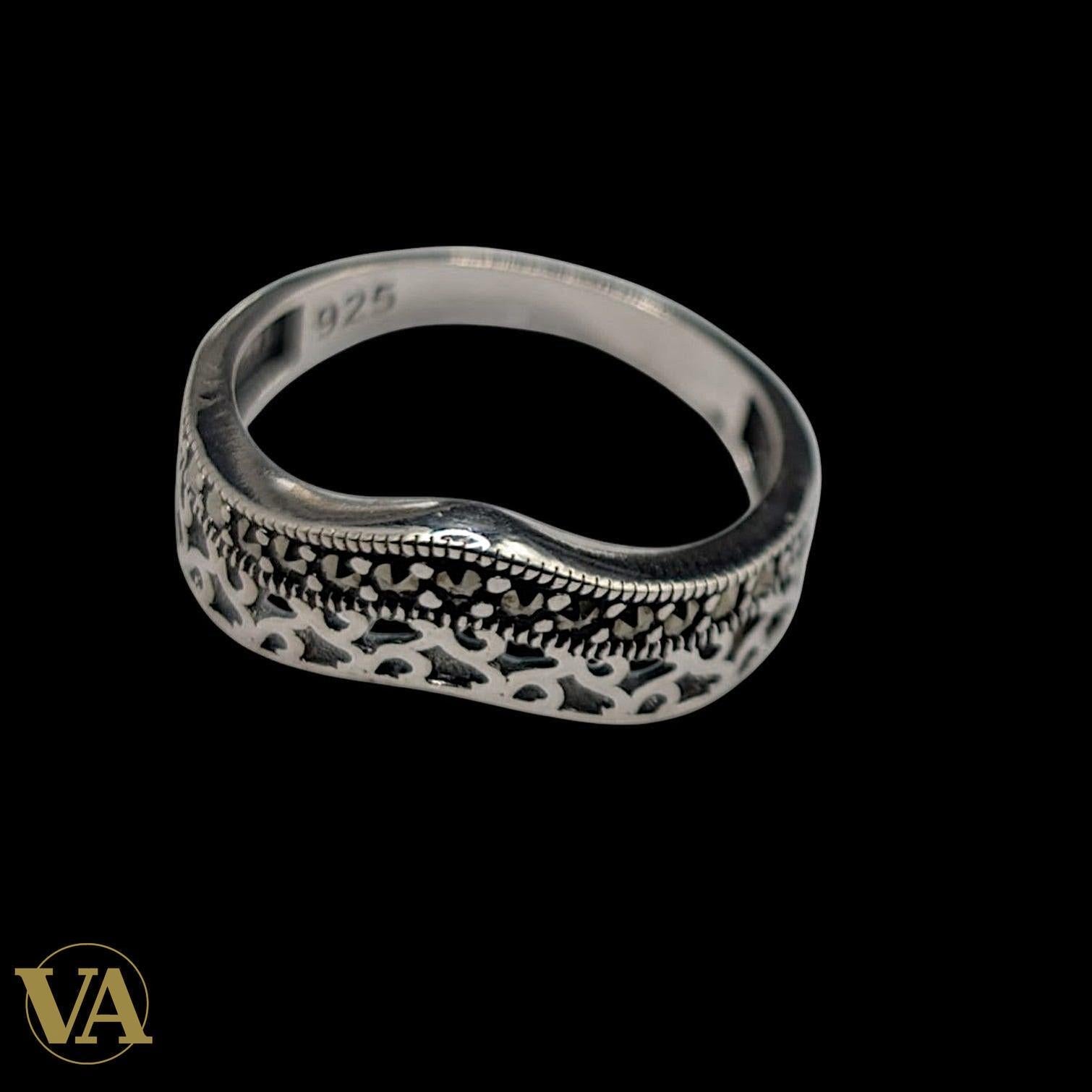 Bague Femme Argent 925 Ajourée – Anneau Ethnique Finition Oxydée – Bijou Fin & Symbolique