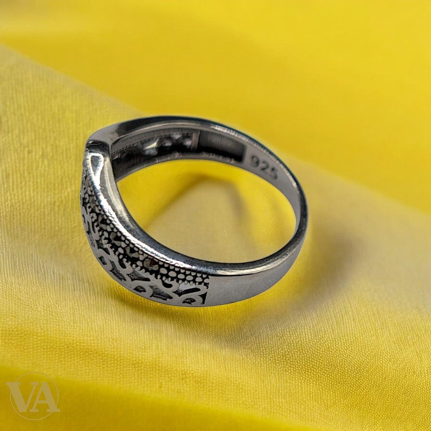 Bague Femme Argent 925 Ajourée – Anneau Ethnique Finition Oxydée – Bijou Fin & Symbolique