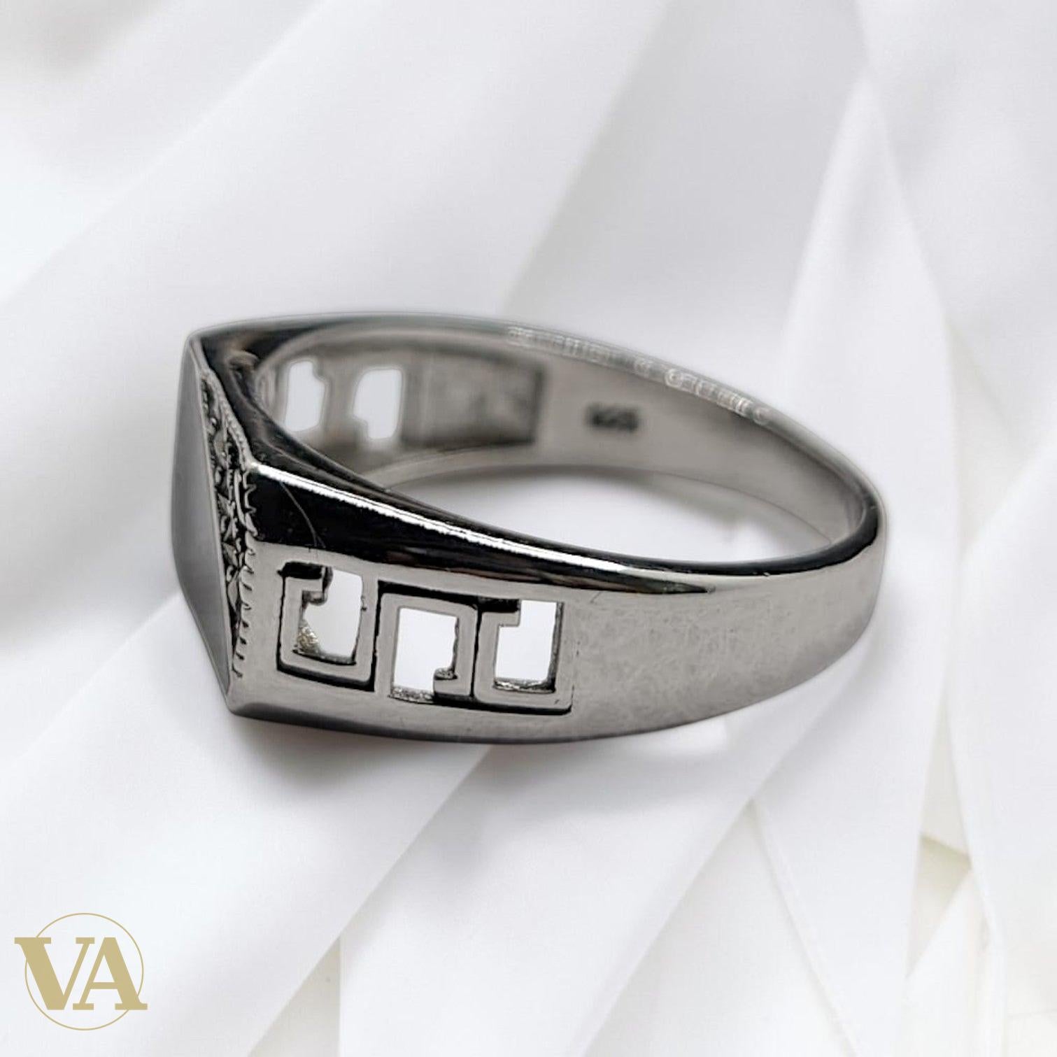 Chevalière Homme Argent 925 Onyx Noir Motif Ciselé Diagonale-Vindicta : Bijoux Argent 925 Massif, Luxe et Héritage